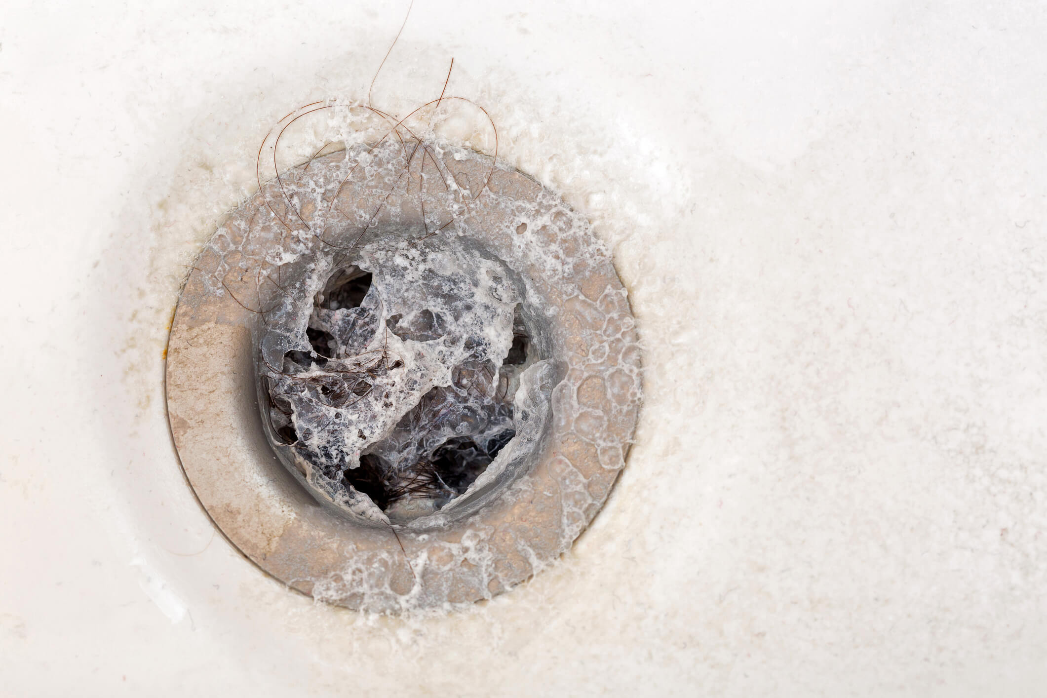 hair in bathtub drain